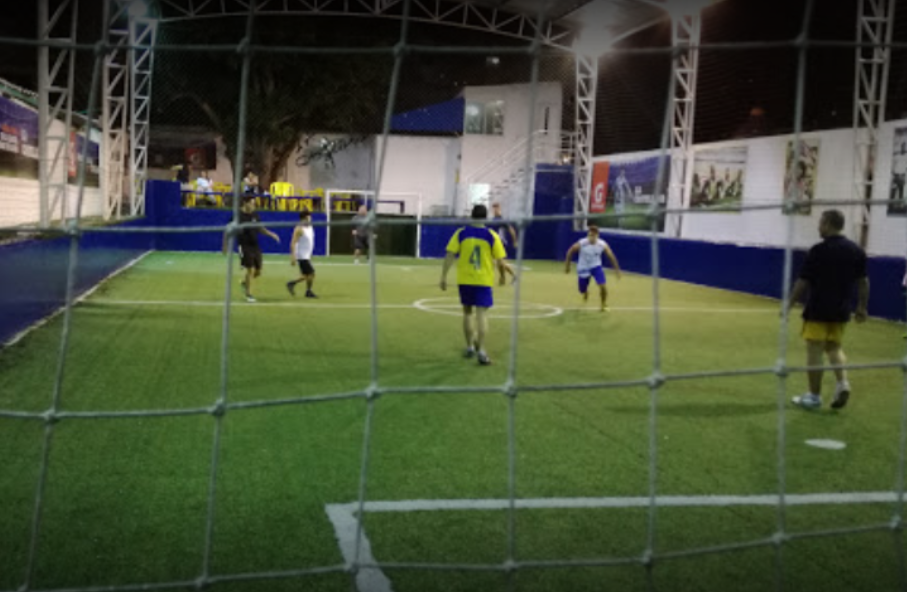 Fútbol en sintética
